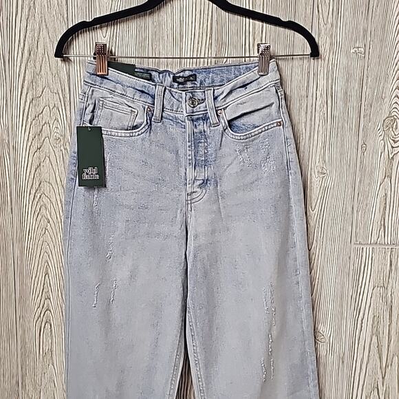 Wild Fable Super High Rise Straight Light Wash Distressed Jeans Womens 0/31" NEW - Picture 2 of 15